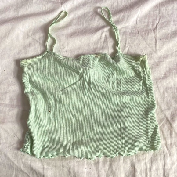 green crop tank top - Picture 1 of 3